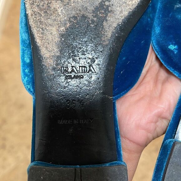 Prada flats - Picture 5 of 8